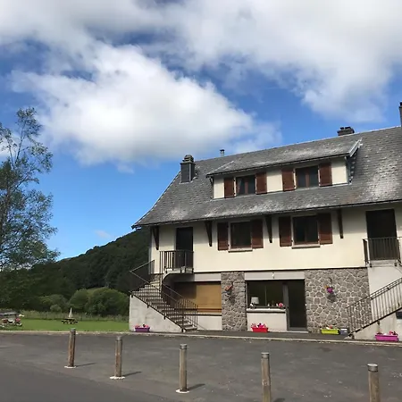 Location De La Cascade 8 Personnes *