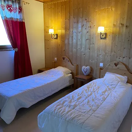 Location De La Cascade 8 Personnes